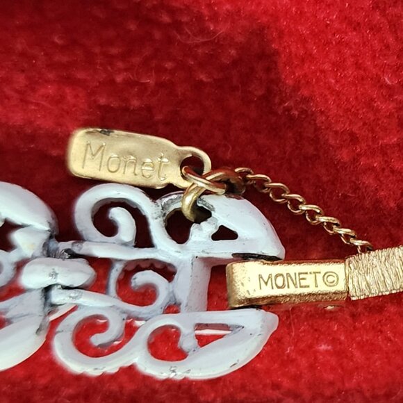 Vintage 1960's Monet White Enamel on Silverplate Filigree Floral Design Bracelet - Picture 11 of 16